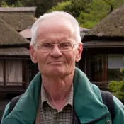 Björn E Berglund