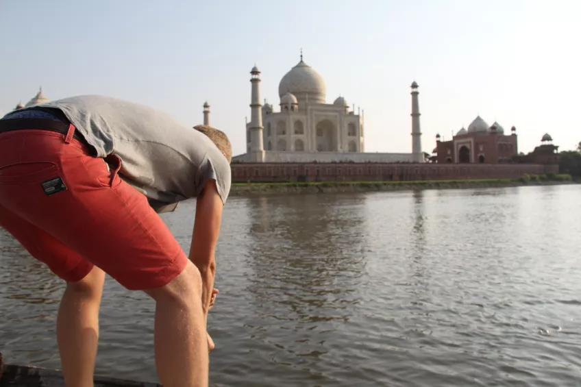 Water sampling at Taj Mahal. Photo: Wim Clymans